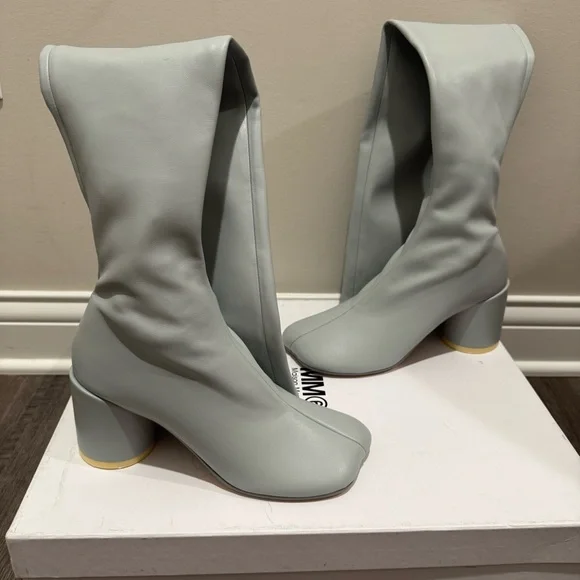 MM6 Maison Margiela Anatomic Thigh High Tabi Shaped Tall Heeled Boot Pearl Blue - Picture 5 of 16